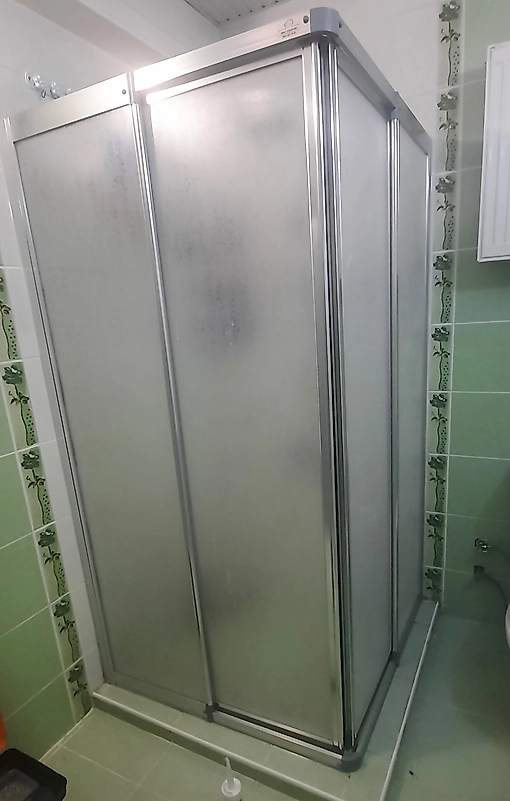 90cm x 120cm Parlak Profil Köşeden Girişli Mika Duşakabin